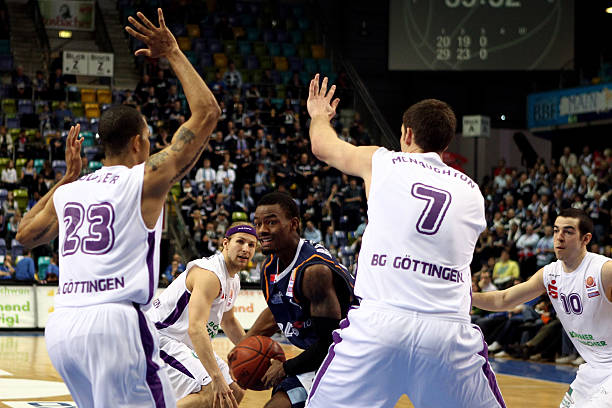 从限制他的 从限制他的